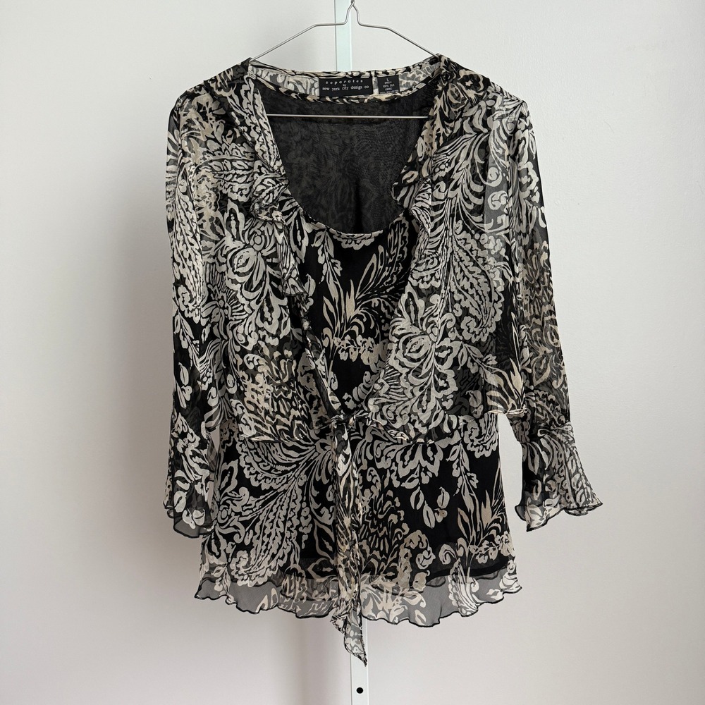 New York City Design‎ Co. VTG Y2K 100% Silk  dark romantic Floral Blouse Size